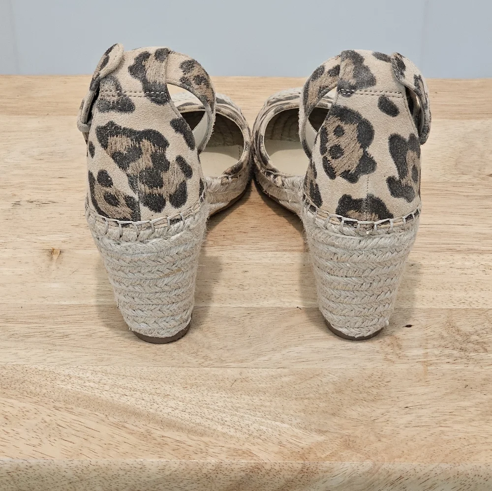 Vince Camuto NWOT, Leather Venerly Espadrille Sandals, NWOT, Size 6 - Picture 2 of 6